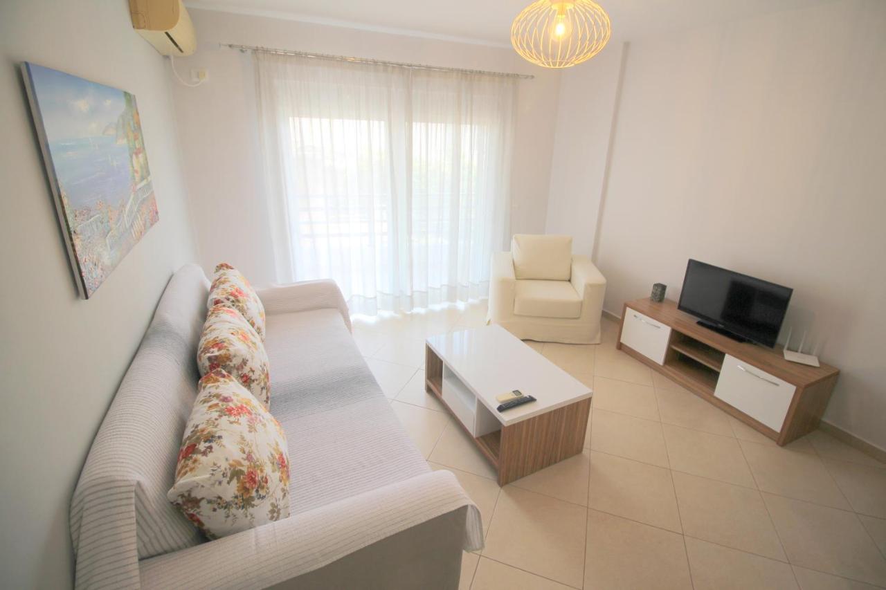 Kosta'S City Apartment Sarandë Esterno foto