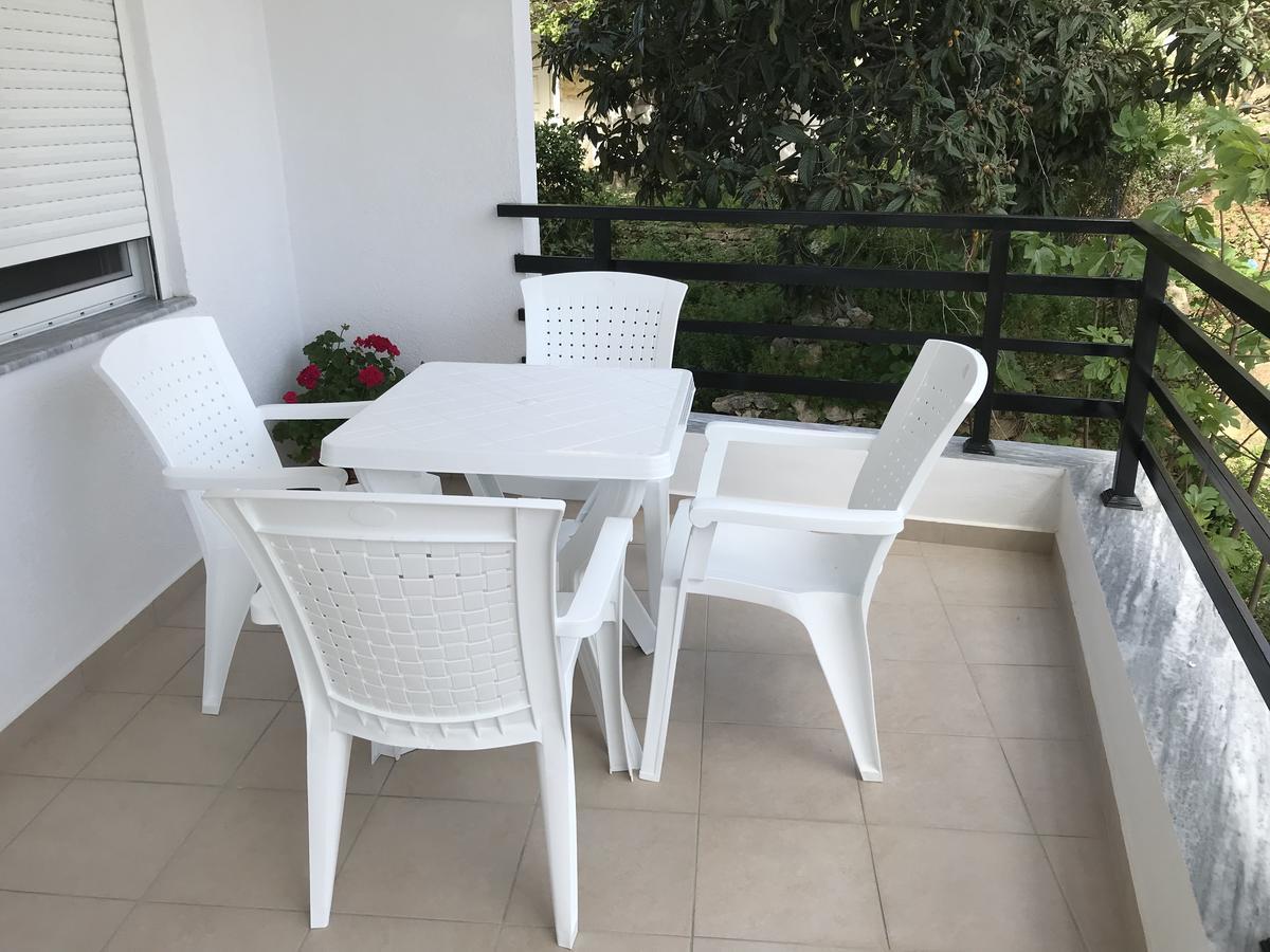 Kosta'S City Apartment Sarandë Esterno foto